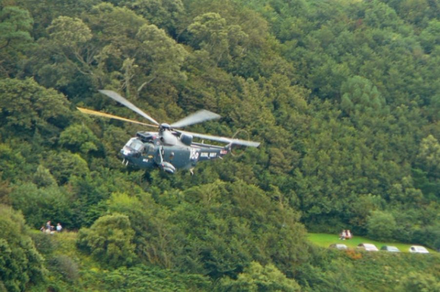 A Shikabe ricerche nella foresta per un bimbo scomparso