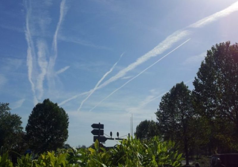 Il complotto delle scie chimiche risale al 1996