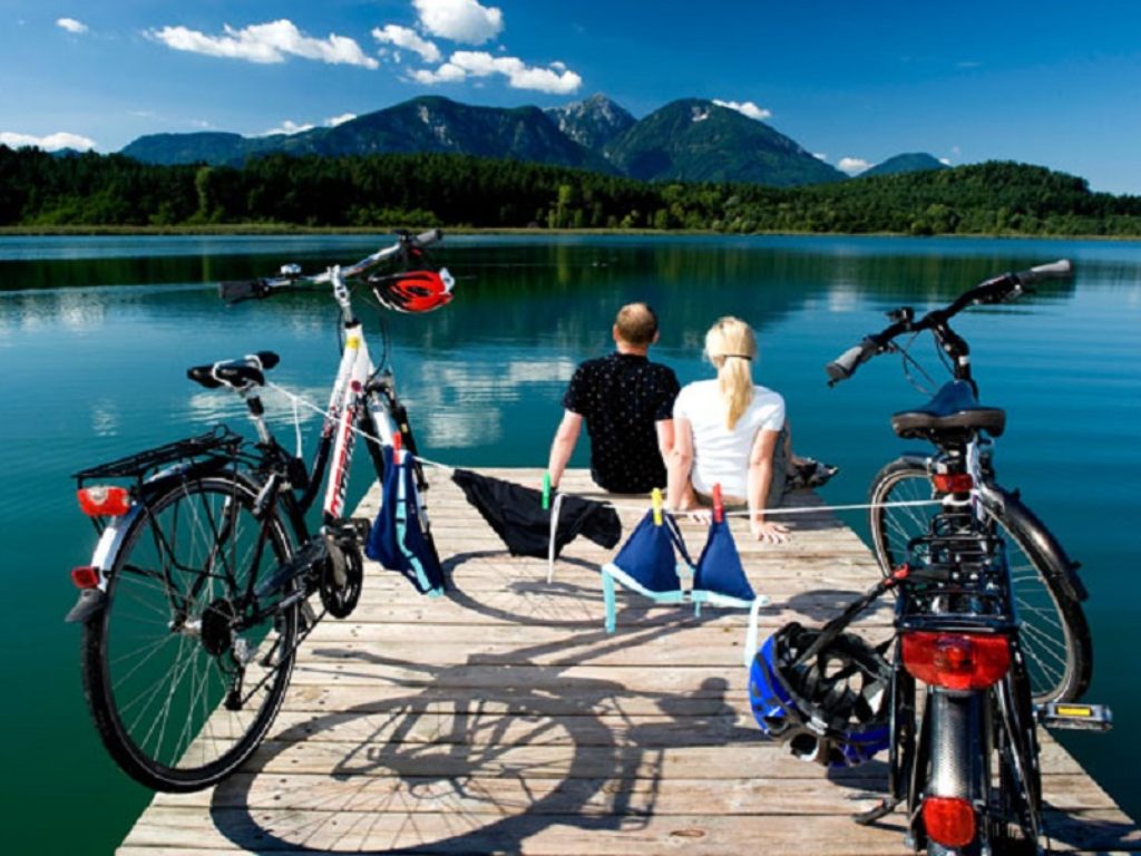 Vacanze 2020: per 7 italiani su 10 sono necessarie nonostante un'estate fatta di limitazioni, precauzioni, distanziamento e riscoperta del Belpaese