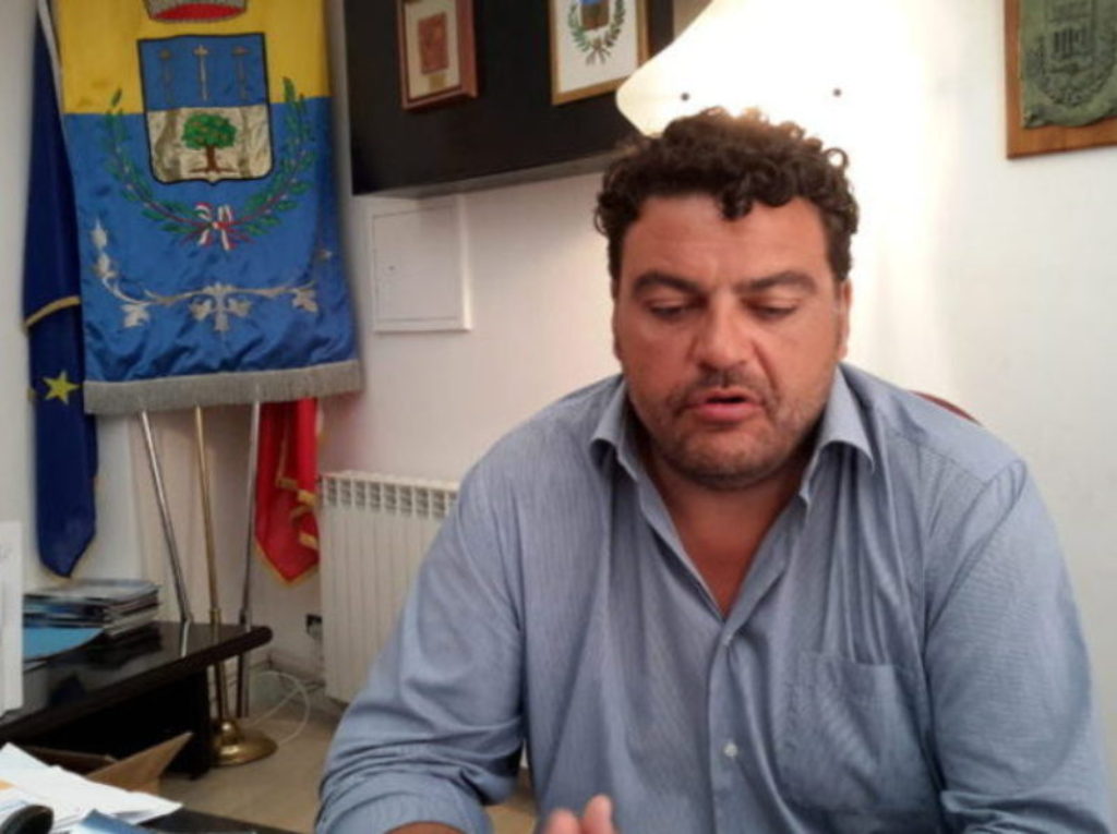 il sindaco di san roberto