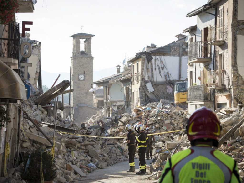 terremoto centro Italia amatrice ricostruzione