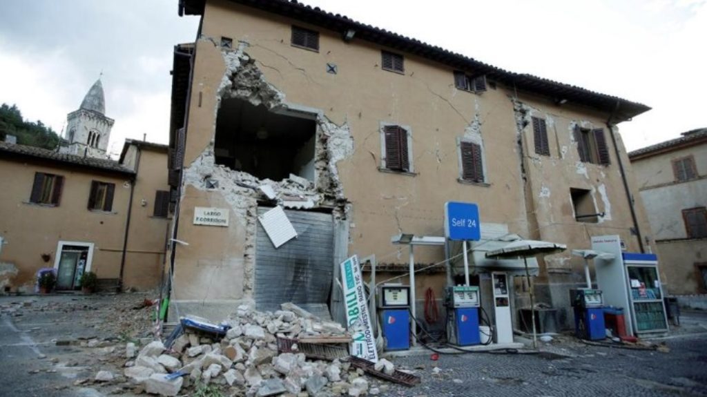 terremoto centro italia marche