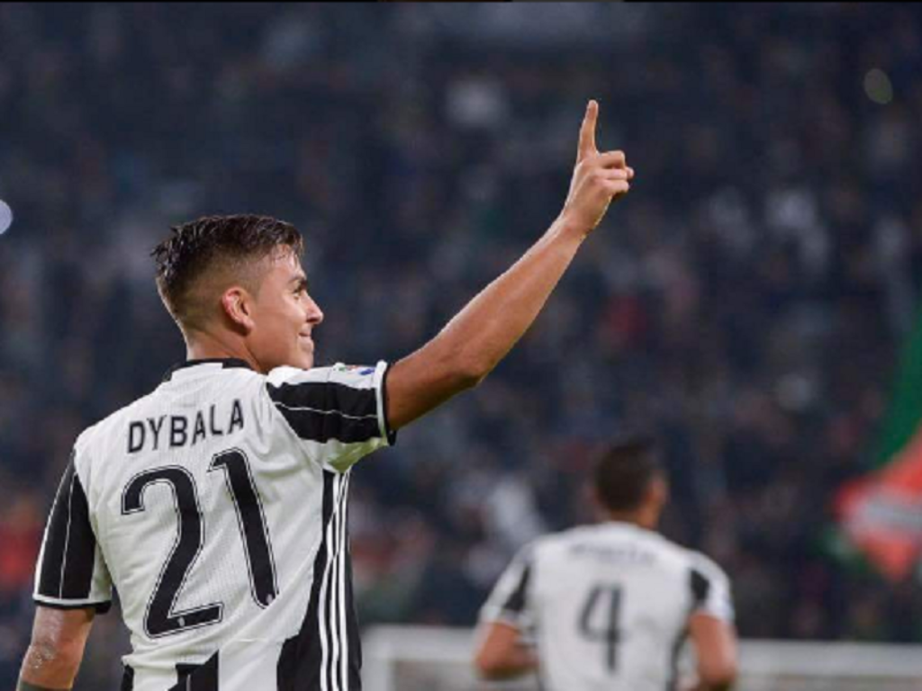 Dybala, svincolato dopo sette stagioni alla Juventus, ha accettato la corte dei giallorossi e raggiungerà il resto della squadra in Portogallo con un volo privato