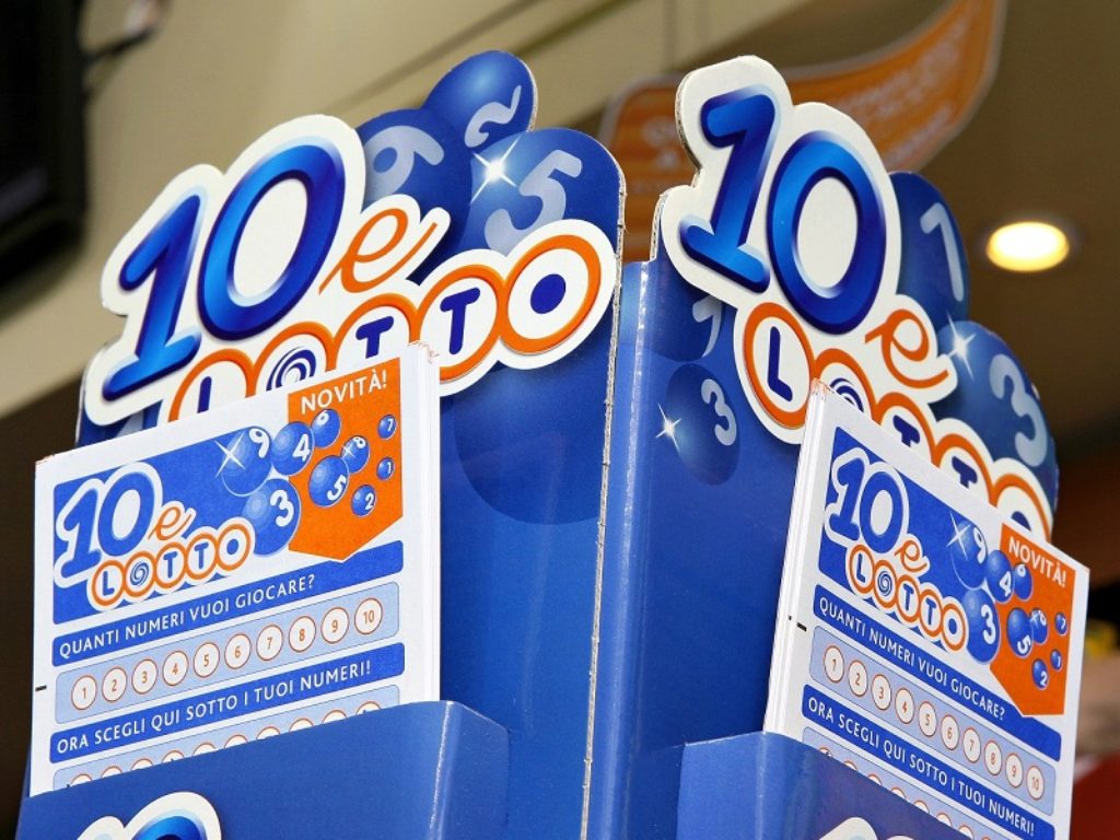 Estrazione posticipata del Lotto, 10 e Lotto e Superenalotto di oggi, mercoledì 2/5/2018. Numeri ritardatari e jackpot, archivio estrazioni. Numeri vincenti Oro e Doppio Oro, quote vincite del concorso.