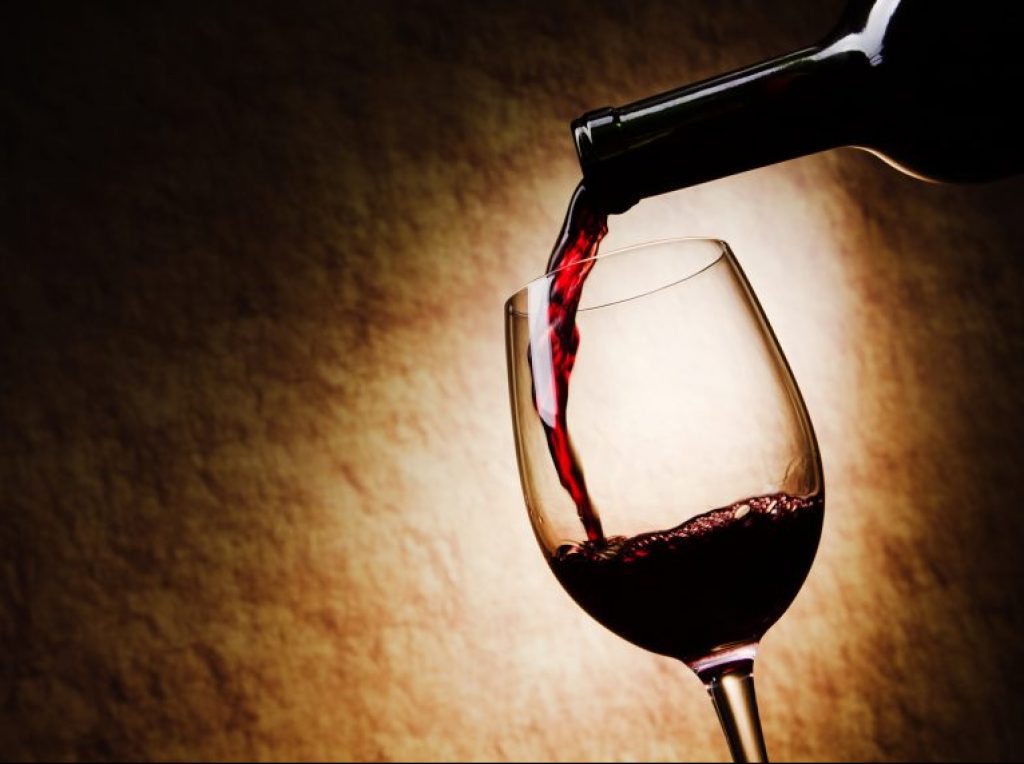 Sono state riportate a Terra le dodici bottiglie di Bordeaux rimaste a invecchiare per 14 mesi sulla Stazione Spaziale Internazionale