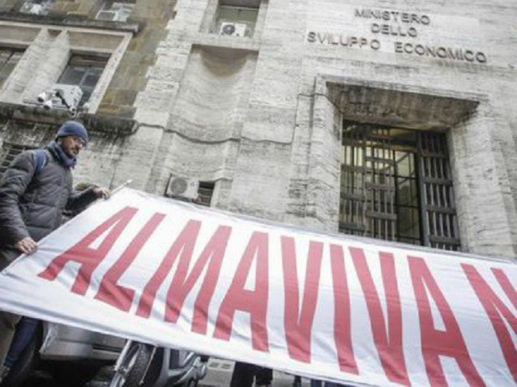 Vertenza Almaviva Contact: tavolo al Ministero dello Sviluppo economico dopo la procedura di licenziamento collettivo dei 1600 lavoratori del sito di Palermo