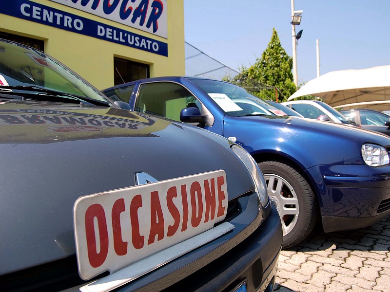 auto usate debiti