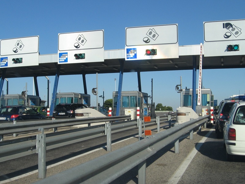 Pedaggi autostradali sospesi fino al 15 settembre