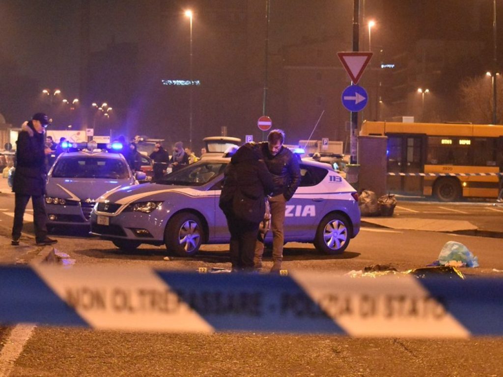 Una cittadina albanese di 44 anni, residente nel Grossetano e condannata in primo grado per terrorismo, è stata espulsa dall'Italia perché ritenuta vicina all'estremismo islamico