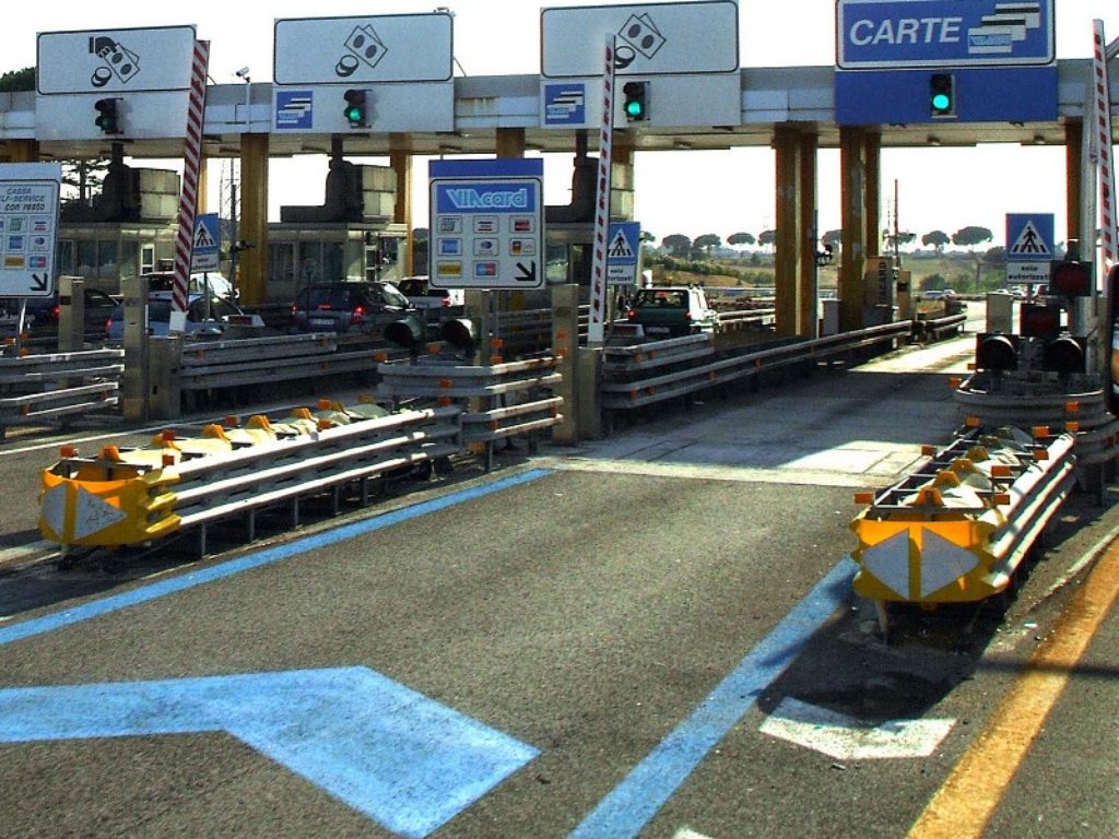 Nuovo sistema tariffario per le autostrade italiane: Codacons chiede tavolo di confronto col Governo. Intanto prorogati gli sconti per i motociclisti