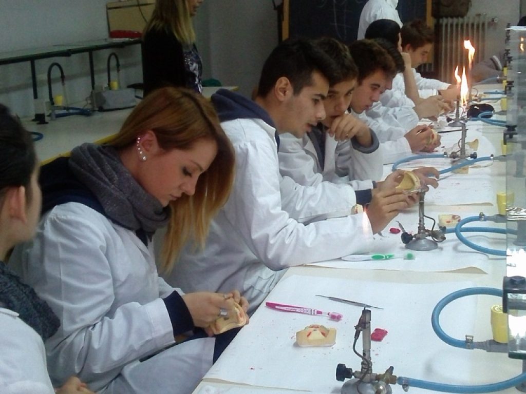 La riforma degli istituti professionali partirà dall'anno scolastico 2018/2019