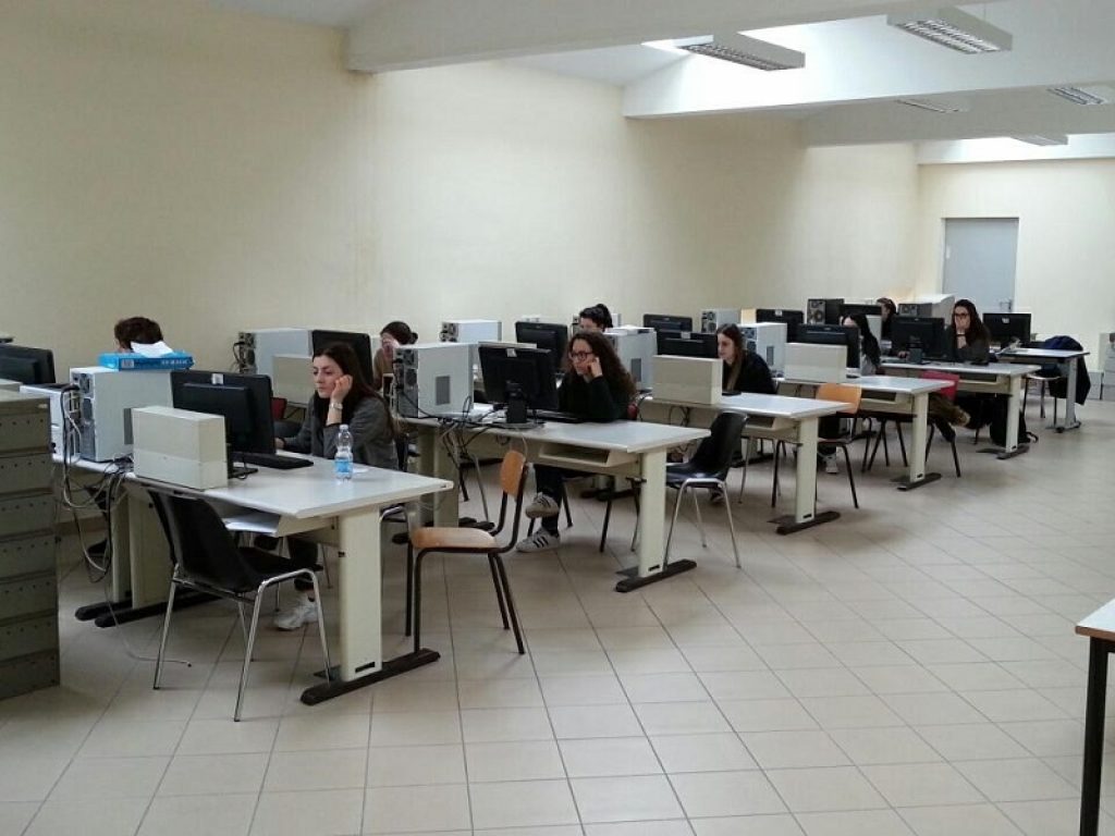 Olimpiadi di Italiano, domani a Torino la finale nazionale: quasi 70.000 gli studenti iscritti alle selezioni, un nuovo record. In corsa per il podio 82 campioni