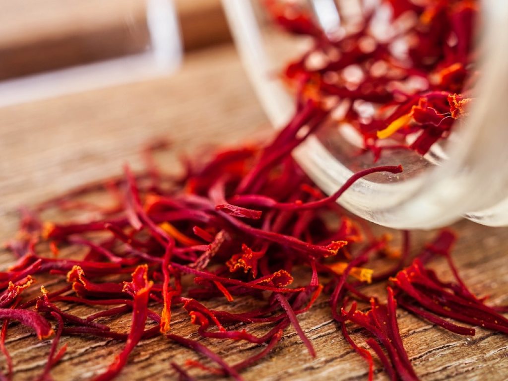 Lo zafferano si è dimostrato efficace contro la sindrome di Stargardt, una rara malattia genetica della vista: i risultati di uno studio italiano