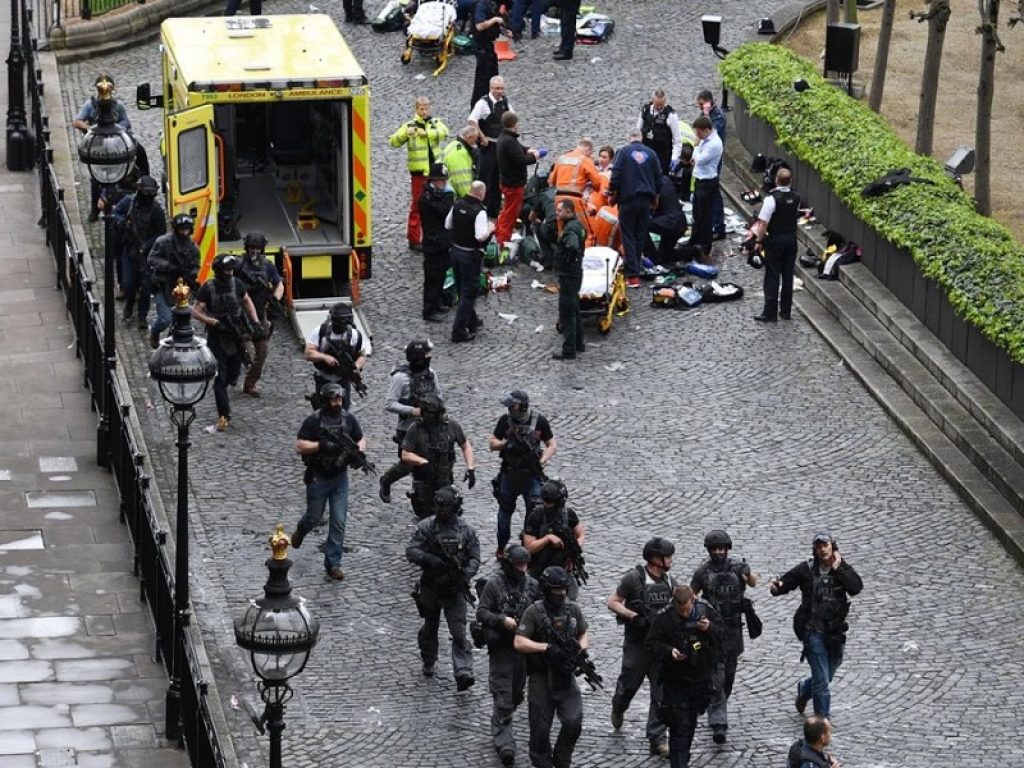 attentato londra ponte westminster