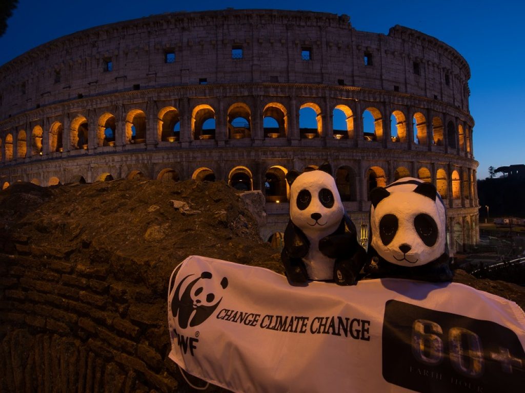 Il 30 marzo l'edizione 2019 di Earth Hour: in centinaia di Paesi, Italia compresa, 60 minuti simbolici di buio e tante iniziative per un futuro sostenibile