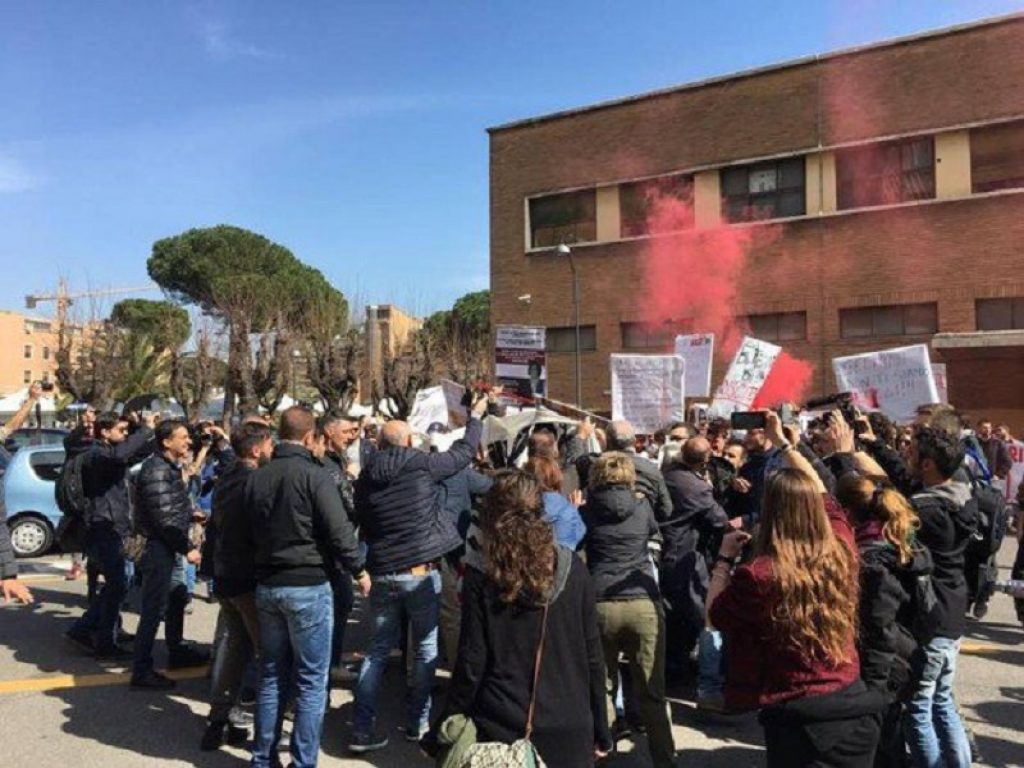 protesta sapienza roma studenti