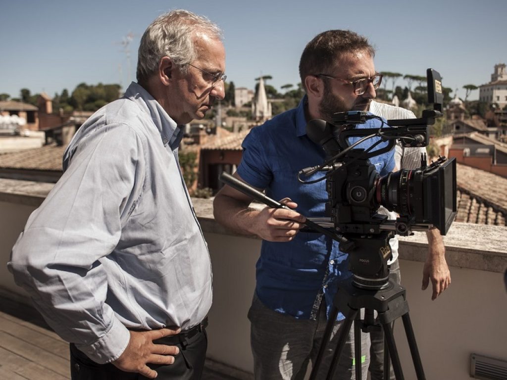 walter veltroni nuovo film indizi di felicità