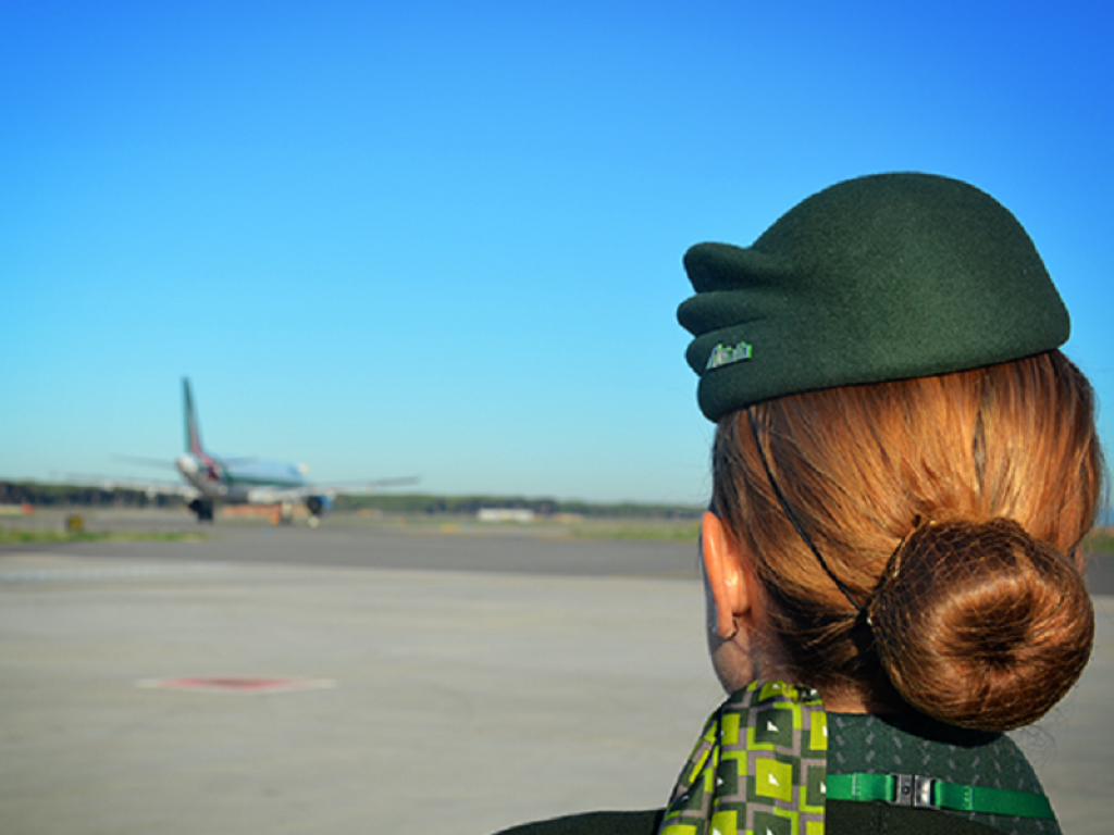 Codacons denuncia Alitalia per i punti MilleMiglia. L'associazione dei consumatori: “Per molti utenti impossibile prenotare voli prima della scadenza dei punti