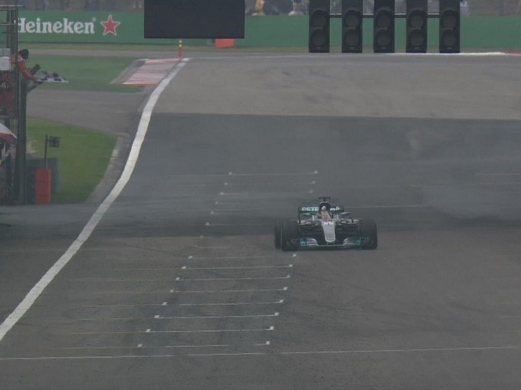 hamilton mercedes cina 2017