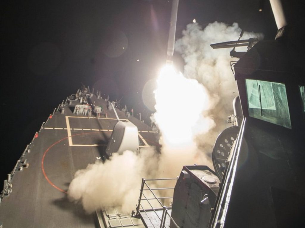 lancio missili base siriana trump assad putin stati uniti russia