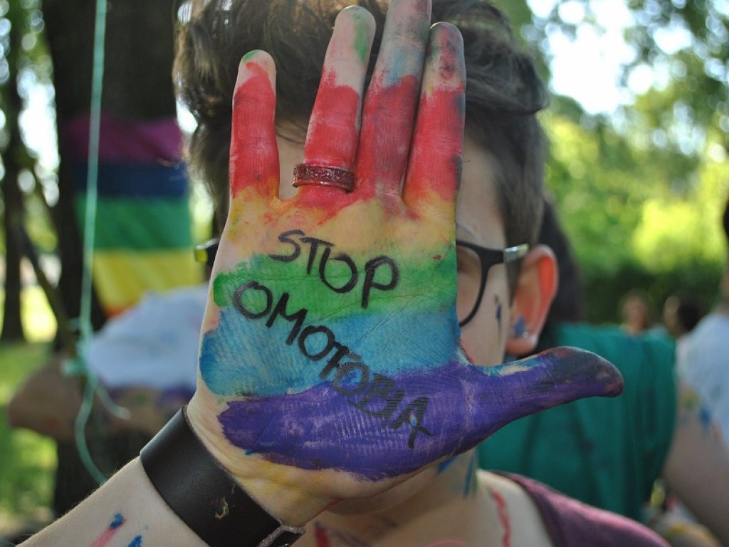 Omofobia, scontro sul ddl Zan: il centrodestra di governo prepara un testo alternativo, il Pd studia una mossa anti-ostruzionismo al Senato