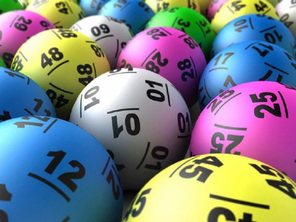 Estrazione del Lotto e 10 e Lotto di oggi, martedì 17 marzo 2020. Numeri ritardatari, archivio estrazioni. Numeri vincenti Oro e Doppio Oro.