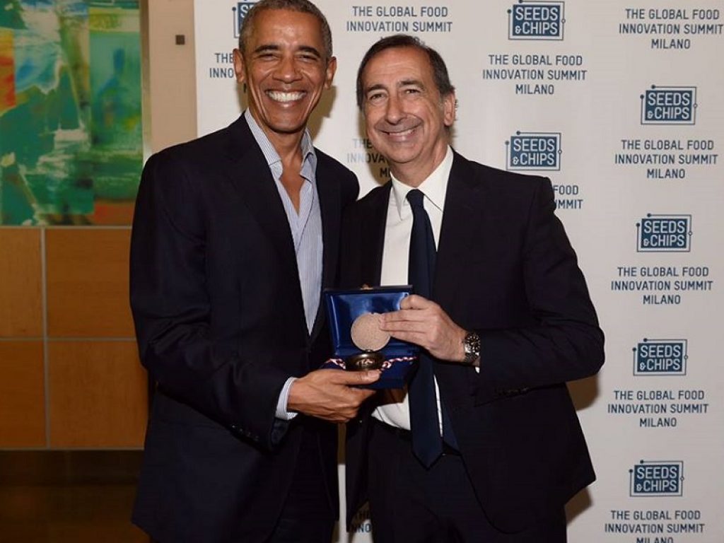 barack obama milano foto sindaco sala
