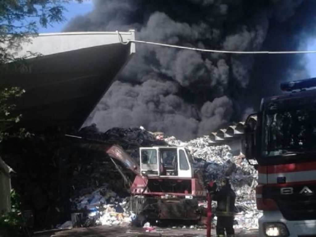 incendio pomezia eco x amianto fibre