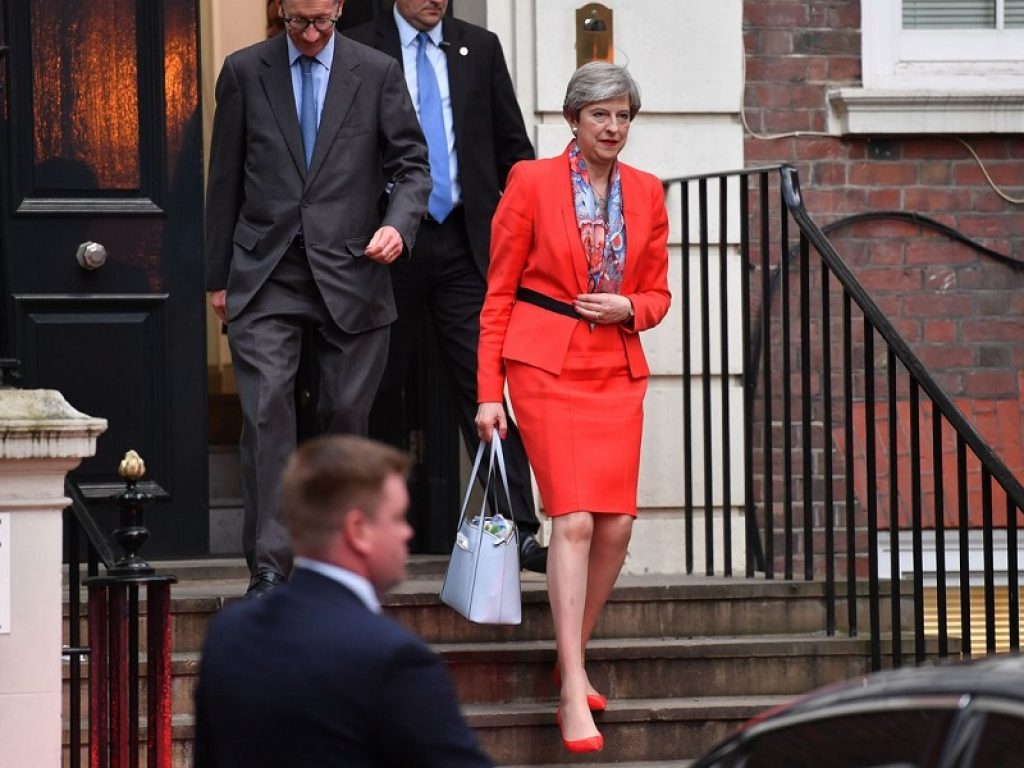 elezioni inglesi regno unito theresa may risultati jeremy corbin