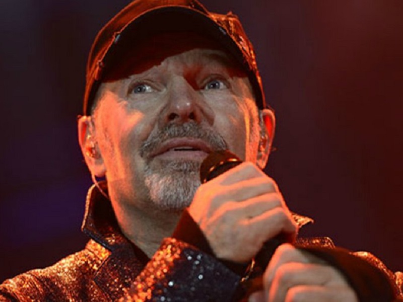 Arrivano cinque nuove date per il tour 2022 di Vasco Rossi: i concerti negli stadi di Napoli, Messina, Bari, Ancona e Torino