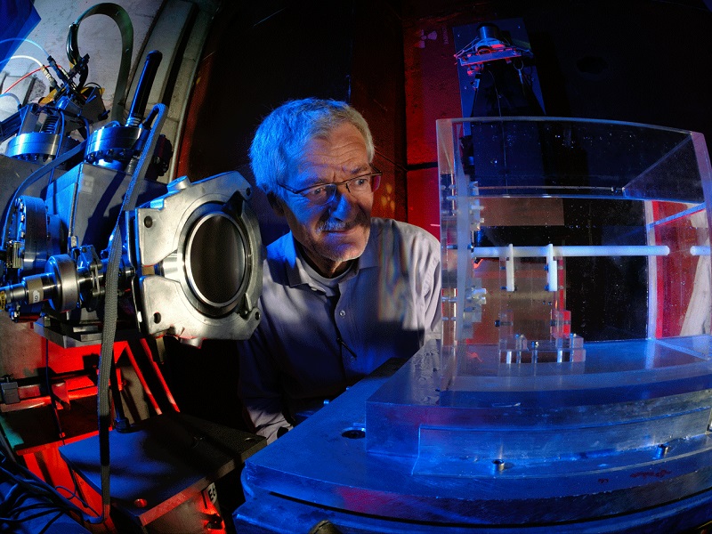 particella xi scoperta oggi cern