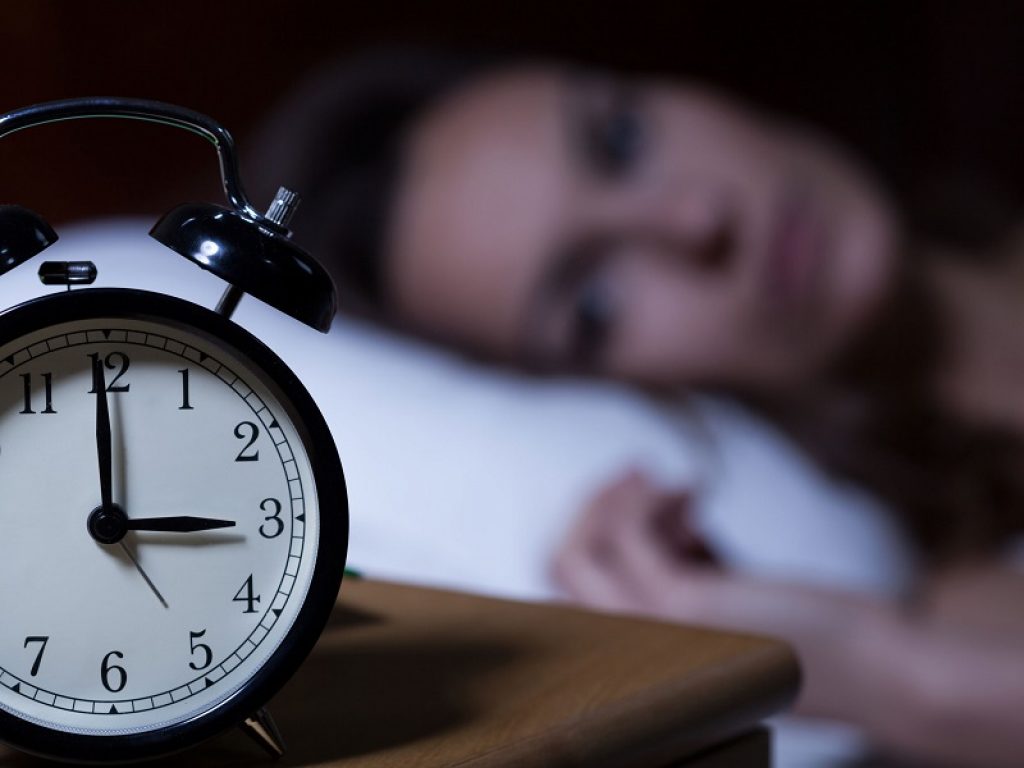 insonnia caldo notti dormire bene consigli