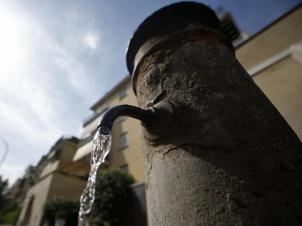 Indagine della CGIA di Mestre: negli ultimi tre anni le tariffe dei servizi pubblici erogati dagli enti locali sono aumentate del 5,6 per cento, tre volte la crescita dell’inflazione