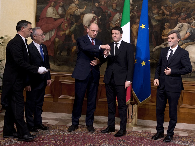 enrico letta matteo renzi governo 2014 minoranza partito democratico cerimonia della campanella