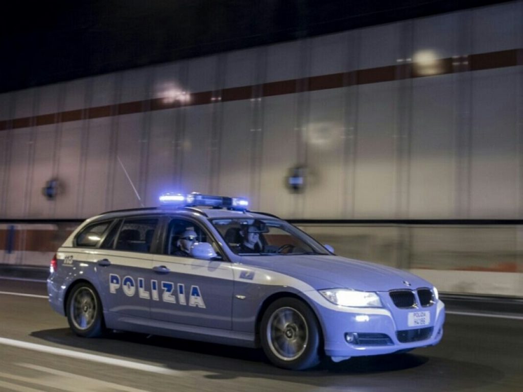 Rapine e un tentato omicidio ispirandosi al videogioco GTA: la Polizia di Stato ha arrestato sei giovani di un gruppo del centro storico di Monza