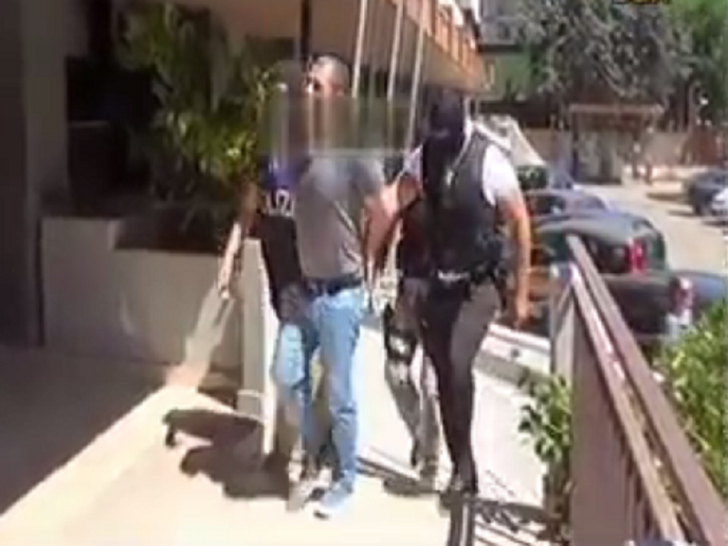 terrorista ceceno bari foto arresto isis