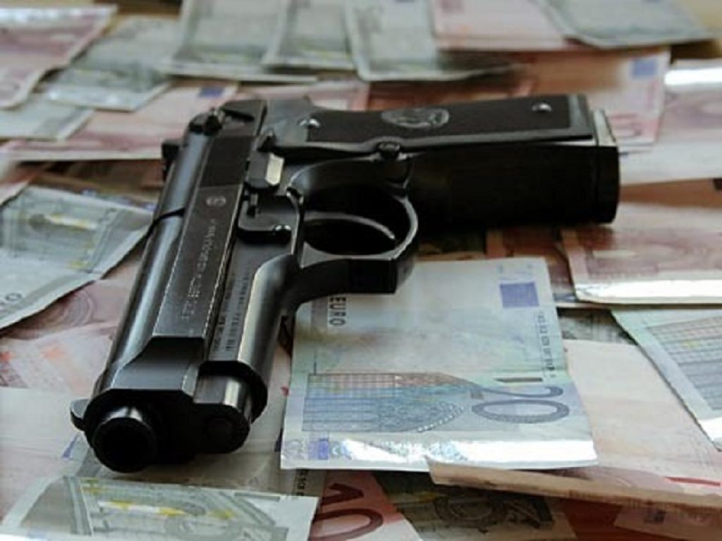 Indagine Cgia di Mestre: dall'inizio della crisi economica aumento record delle estorsioni in Italia. Segnalazioni alle forze dell'ordine passate da 5.400 a 9.568