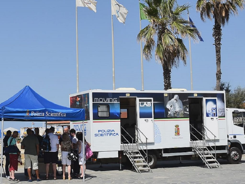 moving lab polizia scientifica