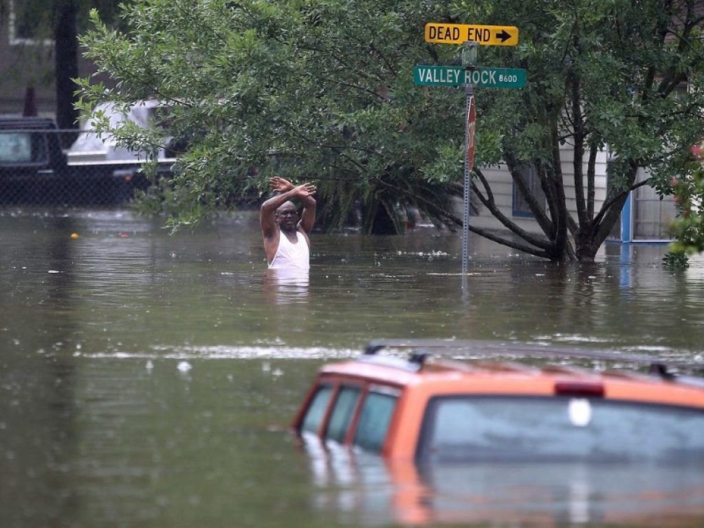 uragano harvey texas houston piogge record danni morti louisiana