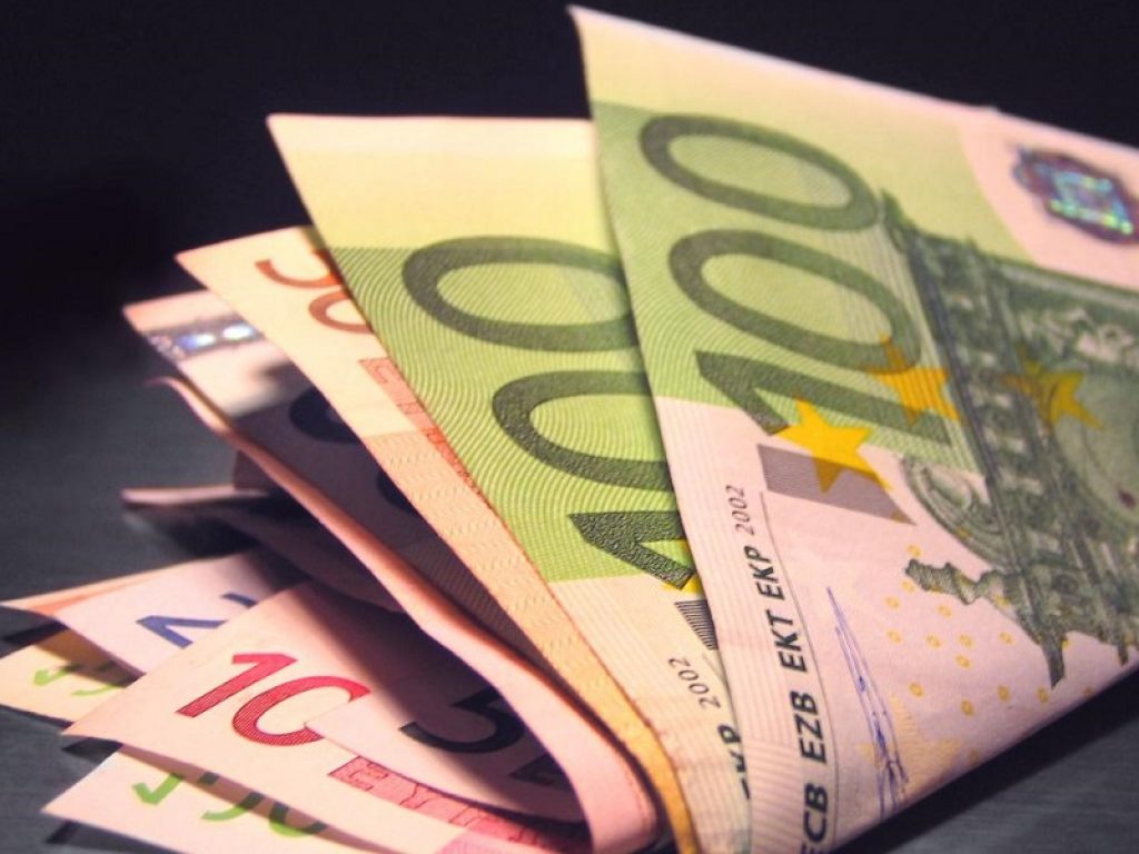 Come costruire un business di successo grazie ai big data online. Ecco le migliori strategie per le imprese e i consigli degli esperti.