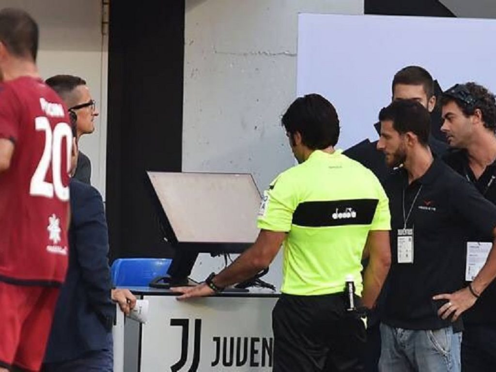 VAR video assistenza arbitrale serie a calcio moviola