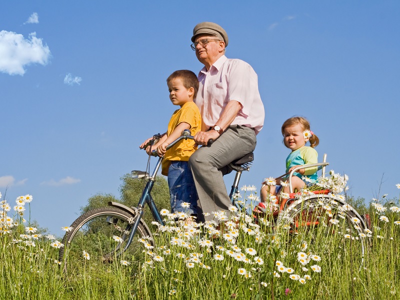 UNICEF Italia: il 2 ottobre torna la Festa dei nonni e dei bambini con 400 appuntamenti a partire dal 28-29 settembre con 2.000 volontari