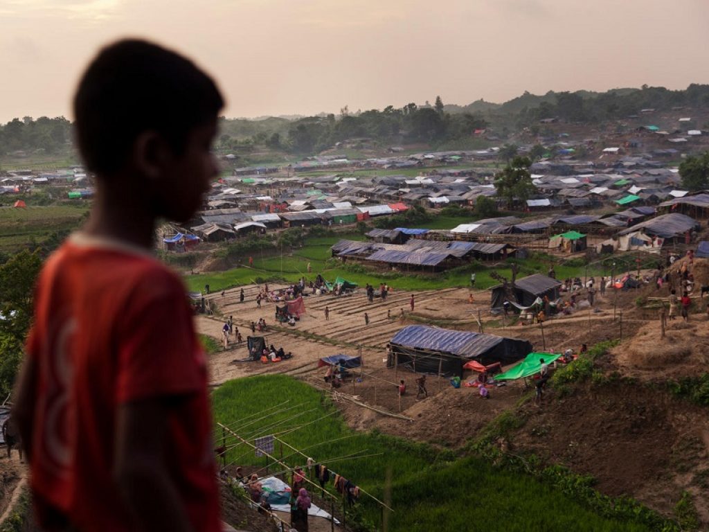 Nei centri supportati dall'UNICEF oltre 145.000 bambini rifugiati Rohingya che vivono nei campi nel Bangladesh sud-orientale tornano in classe