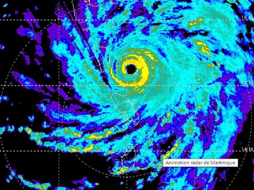 uragano maria dominica guadalupe martinica oceano atlantico venti piogge