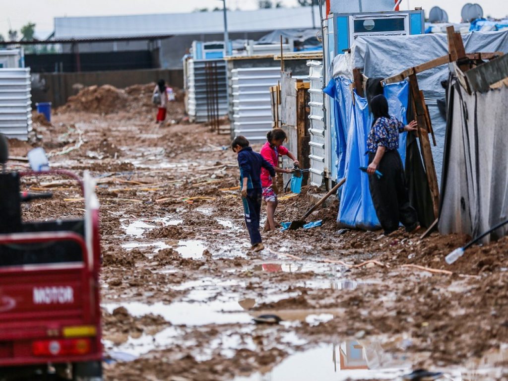 medio oriente siria iraq palestina inverno freddo bambini