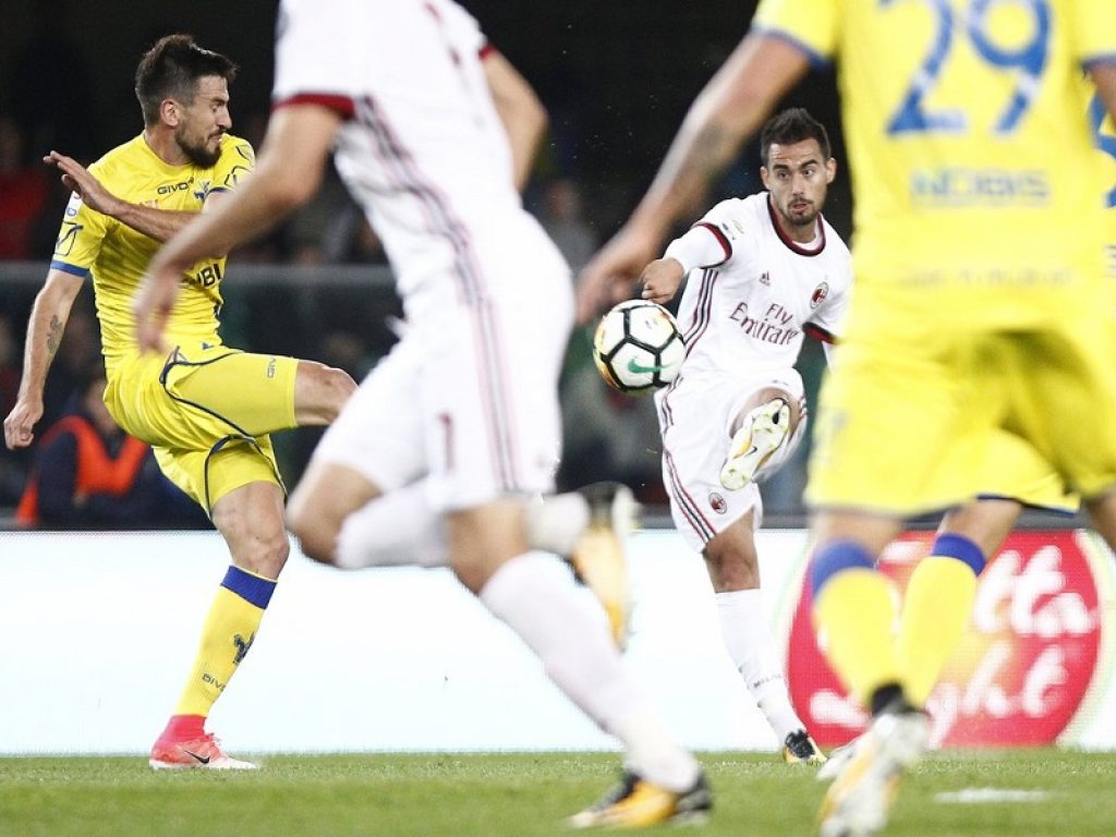 pronostici serie a oggi e pronostico anticipi milan juventus roma bologna