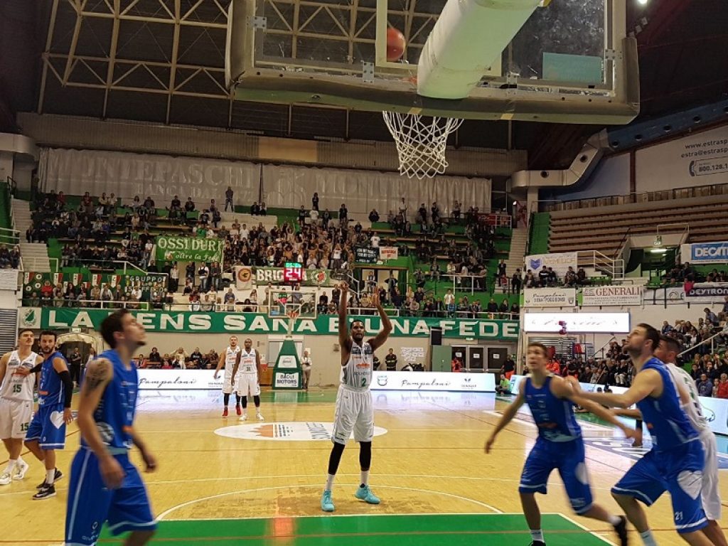 soundreef mens sana siena cuore napoli basket serie a2