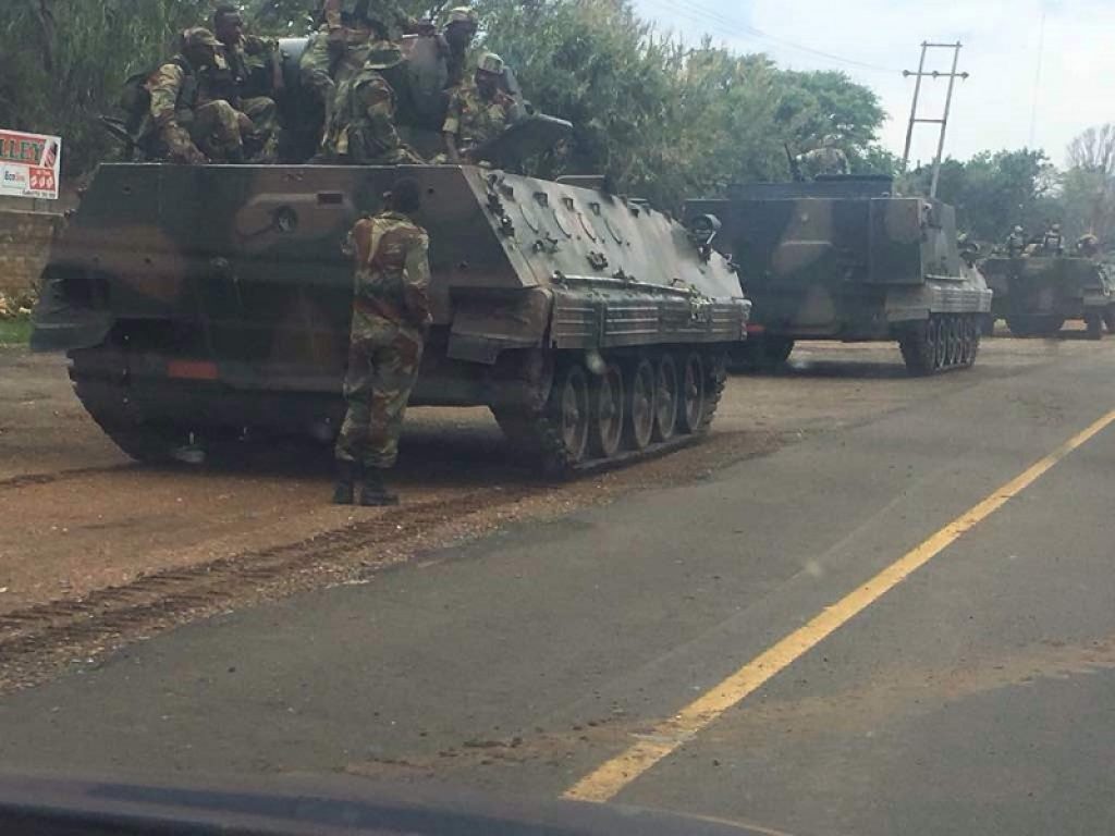 zimbabwe caos colpo di stato militare presidente mugabe moglie grace custodia