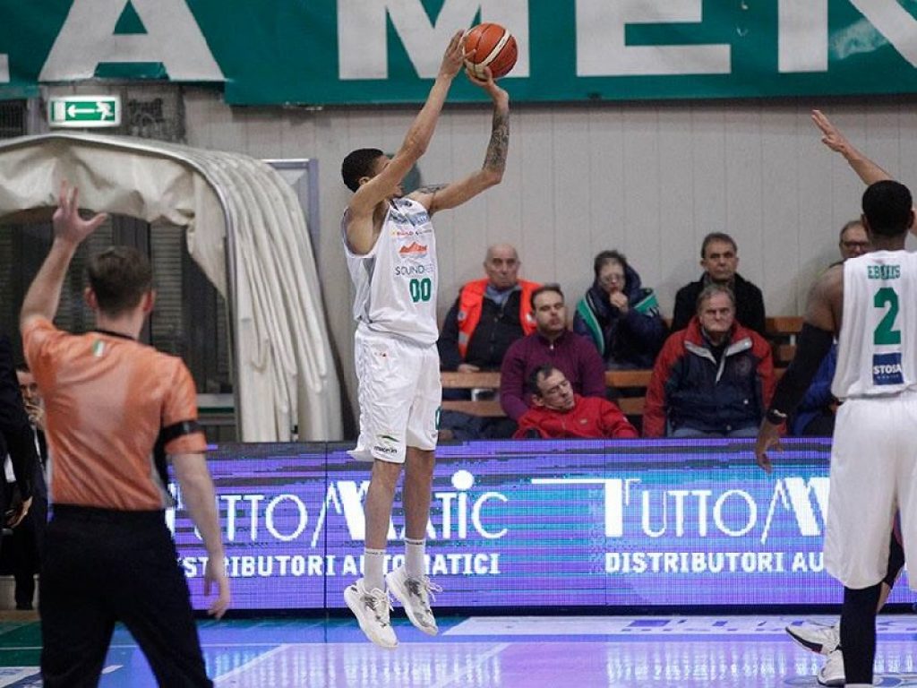 serie a2 basket dario masciarelli dalla mens sana siena in prestito a pescara in serie b