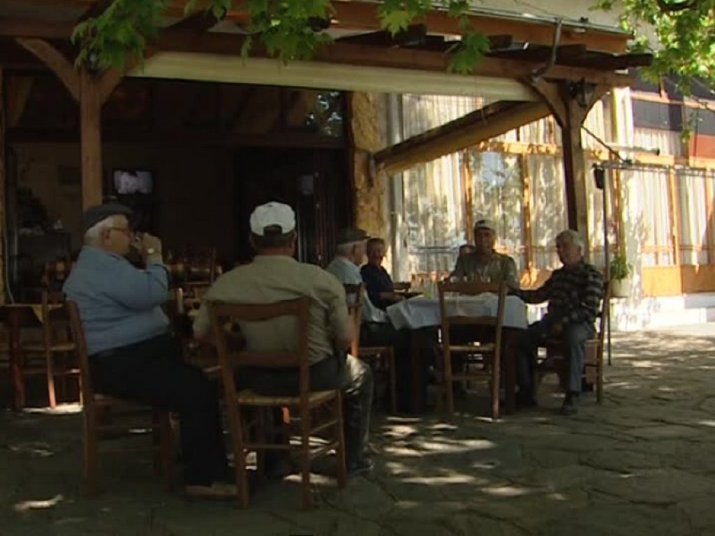 L'uso del dialetto è in continuo calo in Italia: secondo l'ultimo rapporto Istat resiste solo tra gli anziani, al Sud Italia e al Nord-Est